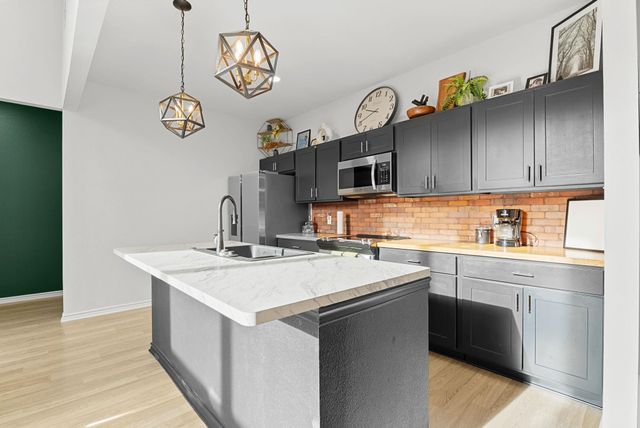 18654 Quiet Anchor Ln, Flint, TX 75762