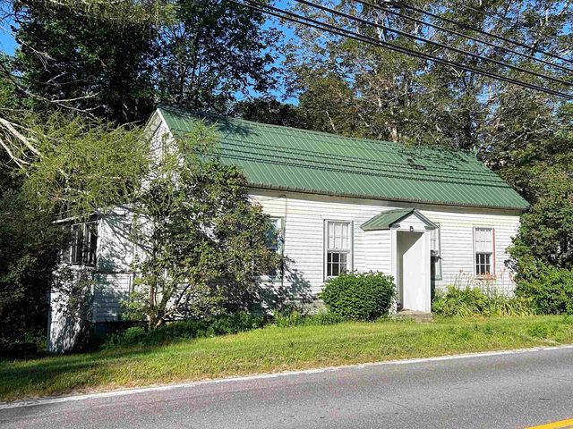 558 Second NH Turnpike, Hillsborough, NH 03244