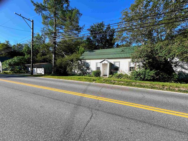 558 Second NH Turnpike, Hillsborough, NH 03244