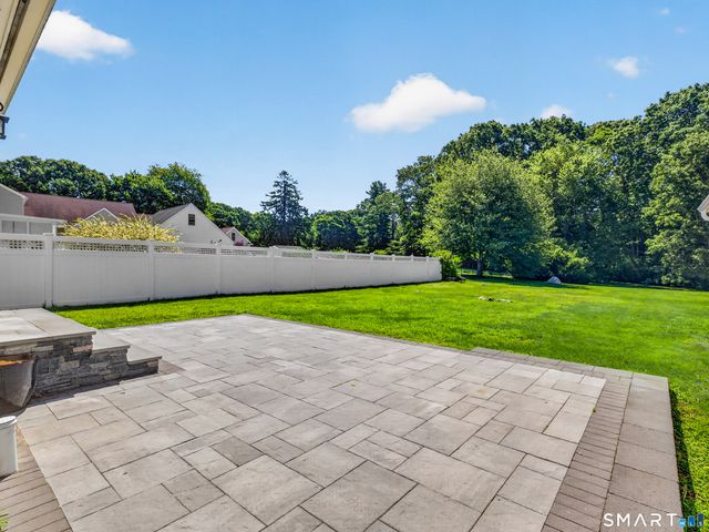 48 Quarry Road, Waterford, CT 06385