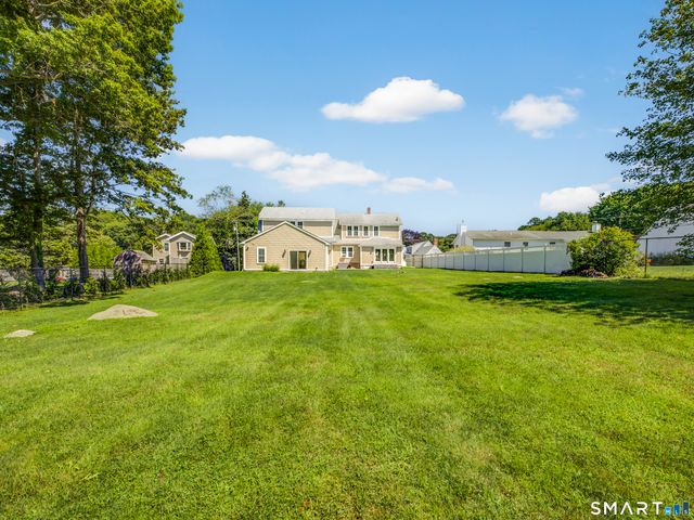 48 Quarry Road, Waterford, CT 06385