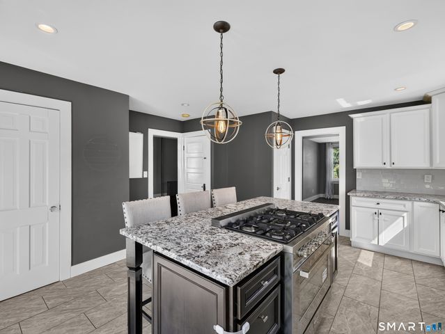 48 Quarry Road, Waterford, CT 06385