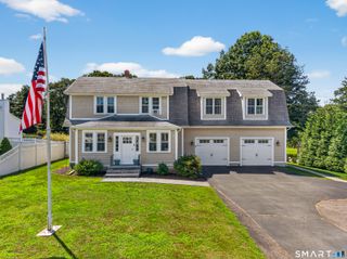 48 Quarry Road, Waterford, CT 06385