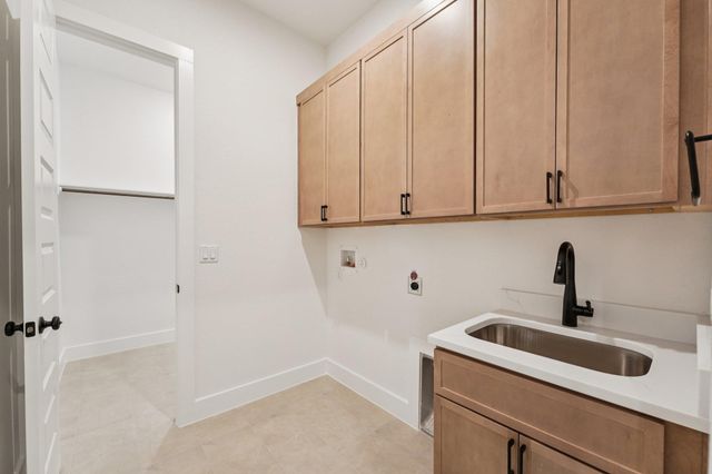 2147 Sarabanda ST, Round Rock, TX 78681