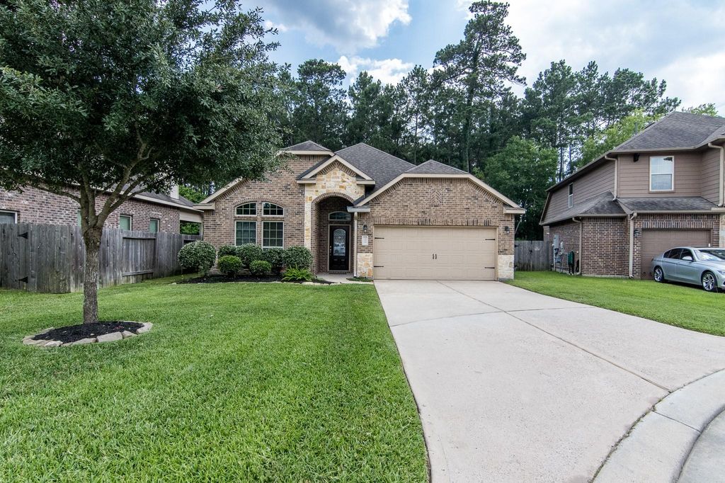 7479 Durango Creek Drive, Magnolia, TX 77354