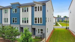 1521 Layton NW Lane, Atlanta, GA 30318