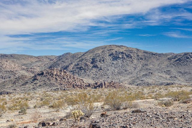 125 Utah Trail, 29 Palms, CA 92277