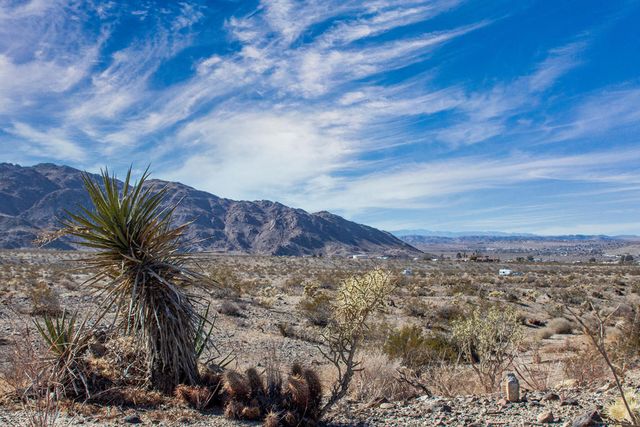 125 Utah Trail, 29 Palms, CA 92277