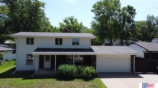 440 Sycamore Drive, Lincoln, NE 68510