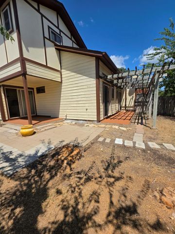 5503 Thunderbird ST B, Lago Vista, TX 78645