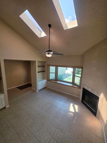 5503 Thunderbird ST B, Lago Vista, TX 78645