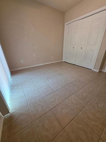5503 Thunderbird ST B, Lago Vista, TX 78645