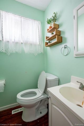 6101 Belsay Road, Grand Blanc, MI 48439