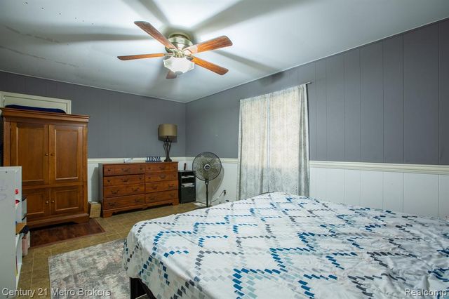 6101 Belsay Road, Grand Blanc, MI 48439