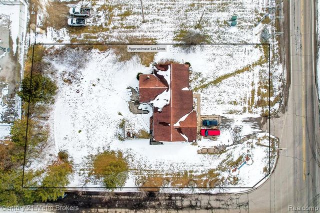 6101 Belsay Road, Grand Blanc, MI 48439