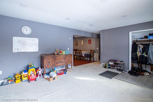 6101 Belsay Road, Grand Blanc, MI 48439