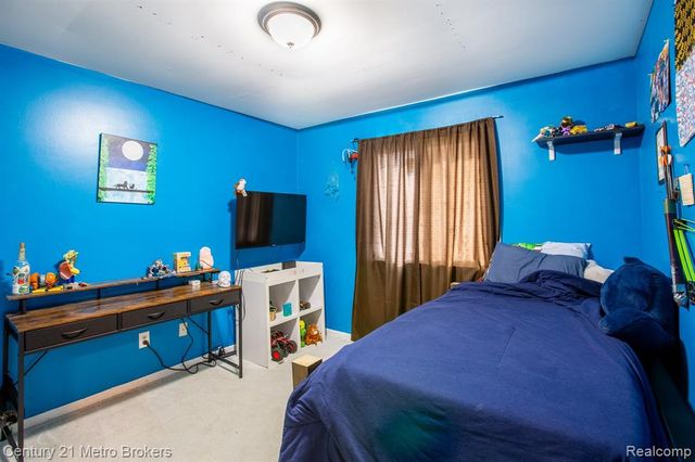 6101 Belsay Road, Grand Blanc, MI 48439