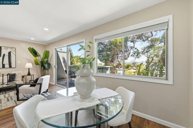 2332 D St, Hayward, CA 94541