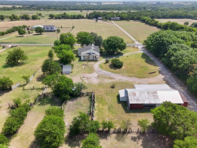 1372 Greathouse Road, Waxahachie, TX 75167