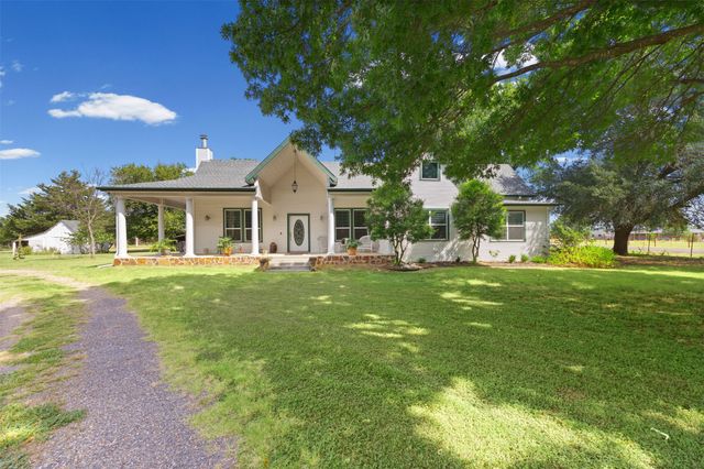 1372 Greathouse Road, Waxahachie, TX 75167