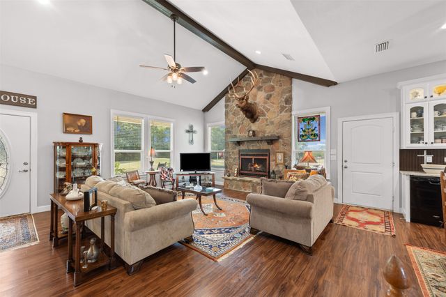 1372 Greathouse Road, Waxahachie, TX 75167