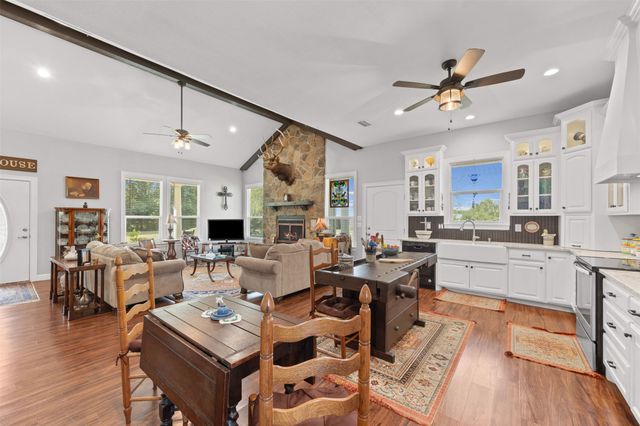 1372 Greathouse Road, Waxahachie, TX 75167
