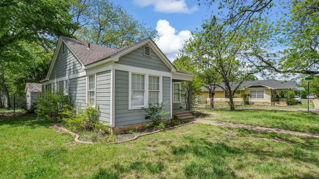 1715 N Oak Avenue, Mineral Wells, TX 76067