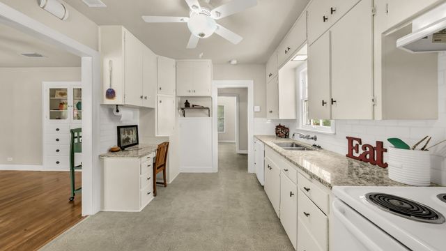 1715 N Oak Avenue, Mineral Wells, TX 76067
