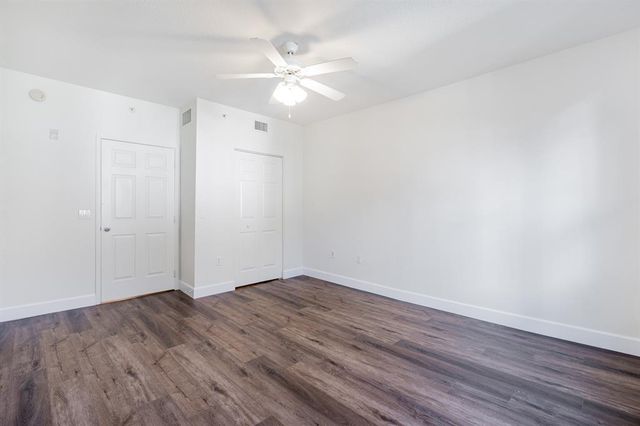 2421 NE 65th Street 309, Fort Lauderdale, FL 33308