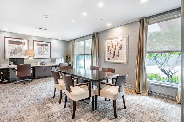 2421 NE 65th Street 309, Fort Lauderdale, FL 33308