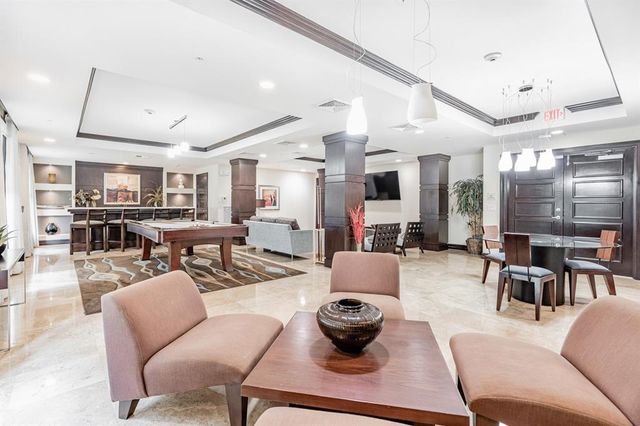 2421 NE 65th Street 309, Fort Lauderdale, FL 33308