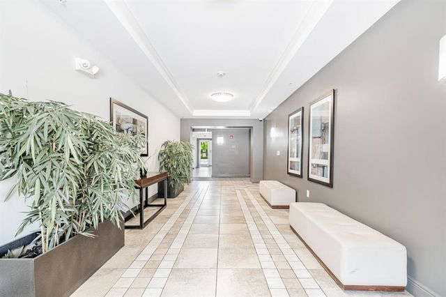 2421 NE 65th Street 309, Fort Lauderdale, FL 33308