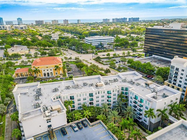 2421 NE 65th Street 309, Fort Lauderdale, FL 33308