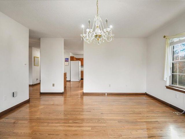 189 Stephens Farm Road, Whitley City, KY 42653