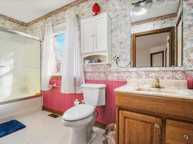 189 Stephens Farm Road, Whitley City, KY 42653