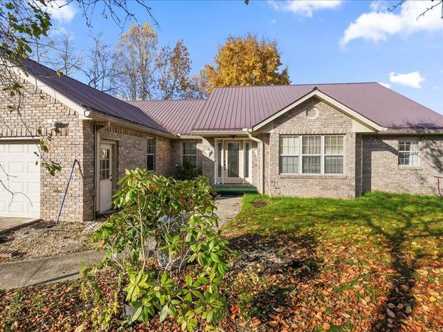 189 Stephens Farm Road, Whitley City, KY 42653