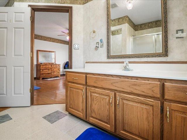 189 Stephens Farm Road, Whitley City, KY 42653