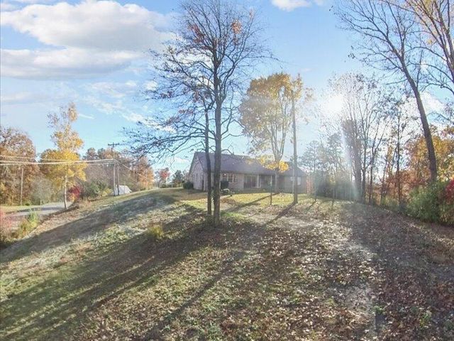189 Stephens Farm Road, Whitley City, KY 42653