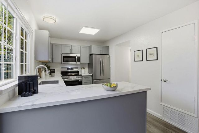 966 Vasco Da Gama Lane, Foster City, CA 94404