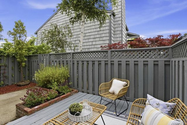 966 Vasco Da Gama Lane, Foster City, CA 94404