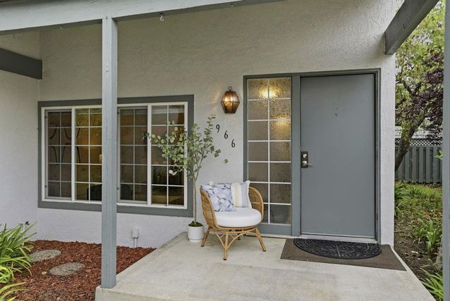 966 Vasco Da Gama Lane, Foster City, CA 94404