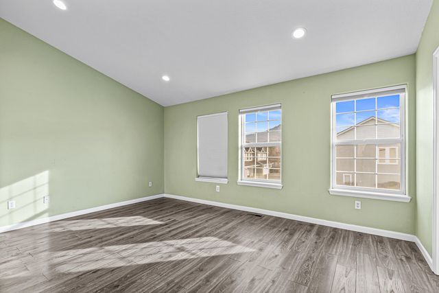 1224 N Modoc Avenue 14, Medford, OR 97504