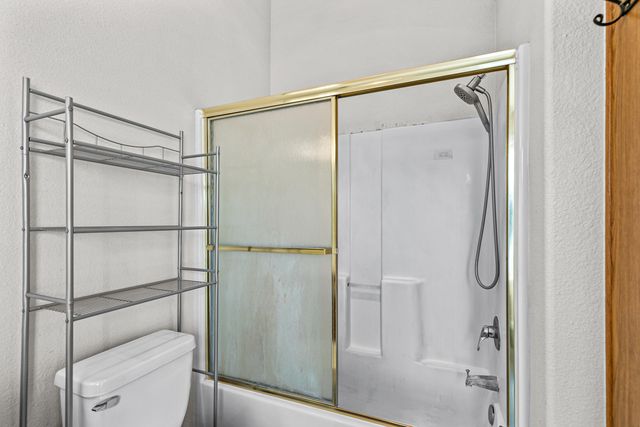 1224 N Modoc Avenue 14, Medford, OR 97504