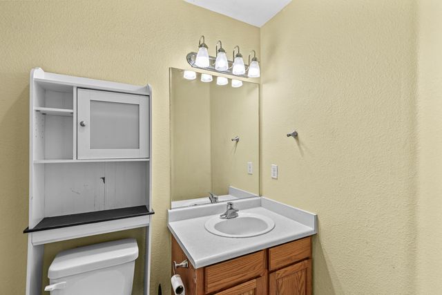 1224 N Modoc Avenue 14, Medford, OR 97504