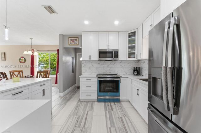 1440 NW 179th Ter, Miami Gardens, FL 33169