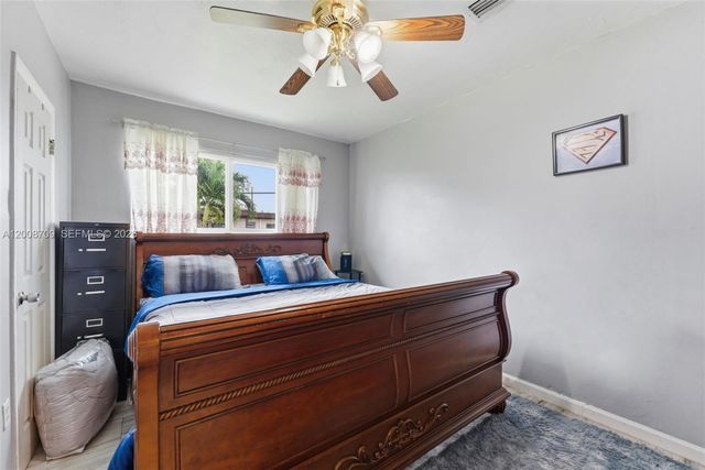 1440 NW 179th Ter, Miami Gardens, FL 33169