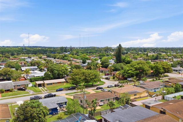 1440 NW 179th Ter, Miami Gardens, FL 33169