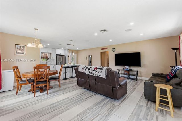 1440 NW 179th Ter, Miami Gardens, FL 33169