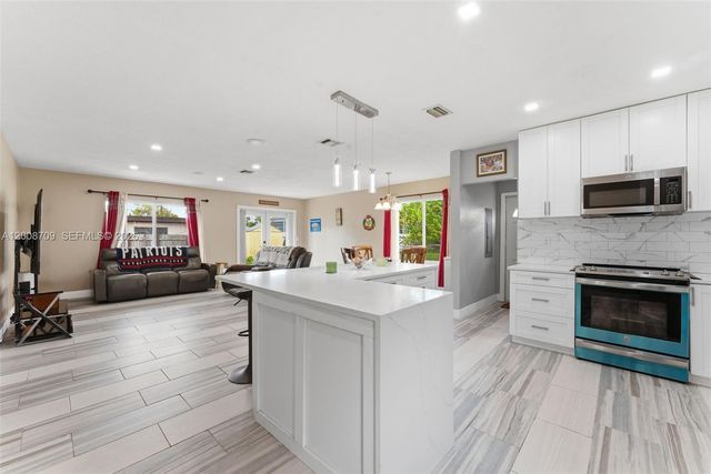 1440 NW 179th Ter, Miami Gardens, FL 33169