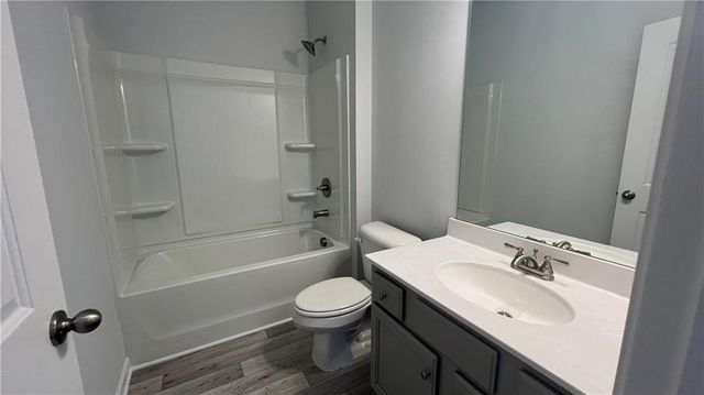 5180 Woodline View Circle, Auburn, GA 30011